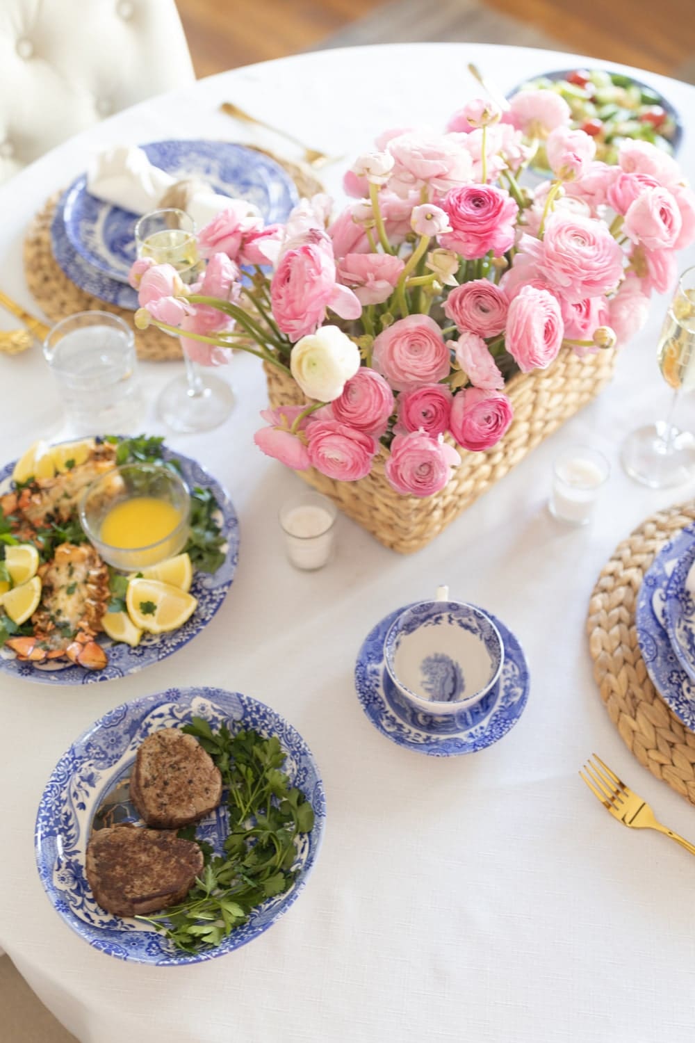 Blogger Stephanie Ziajka shares her Valentine's Day HyVee meal pack on Diary of a Debutante