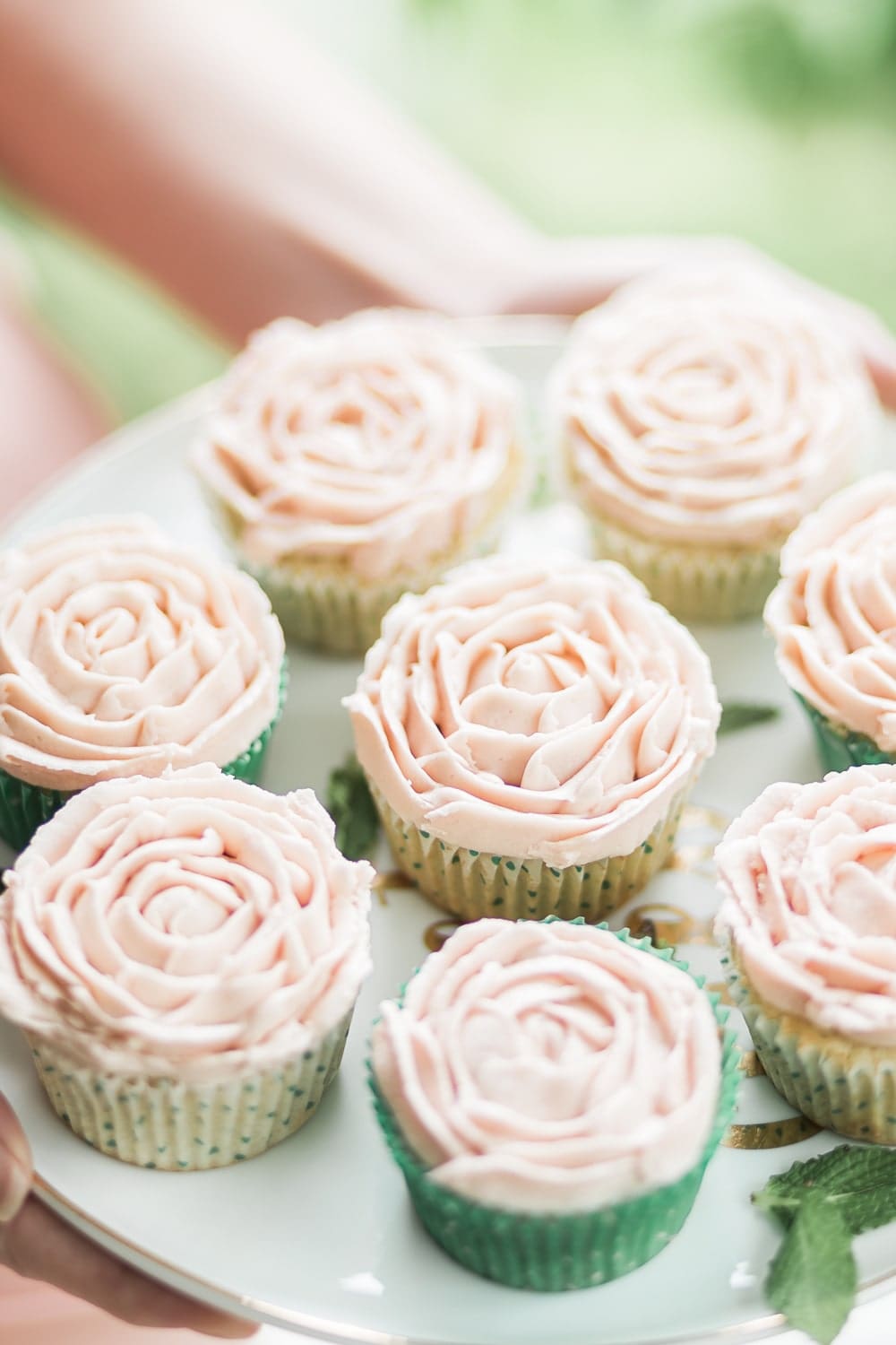 Blogger Stephanie Ziajka shares one of her favorite Kentucky Derby desserts on Diary of a Debutante