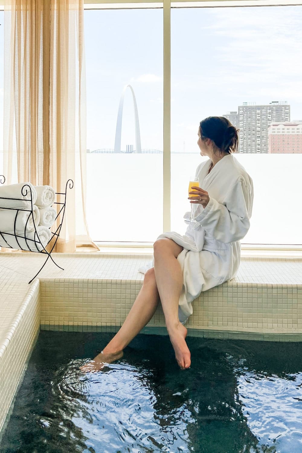 Blogger Stephanie Ziajka recaps her weekend in st louis on Diary of a Debutante